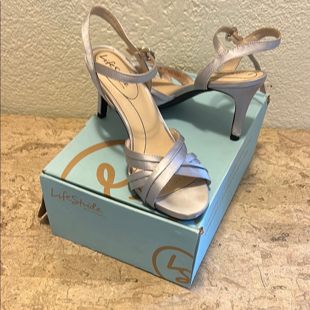 Life Stride Women's Silver Strappy Heels